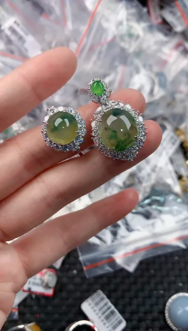 银S925镶嵌戒指翡翠555          10