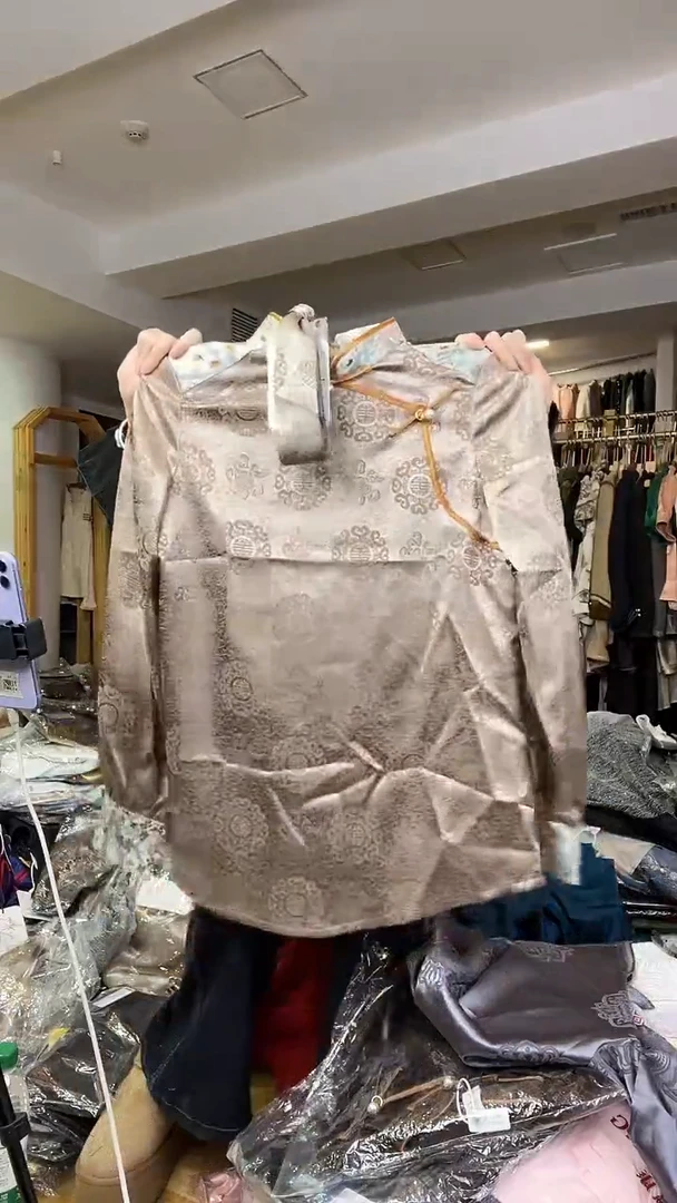 衬衣       M码       80-105斤（福利）