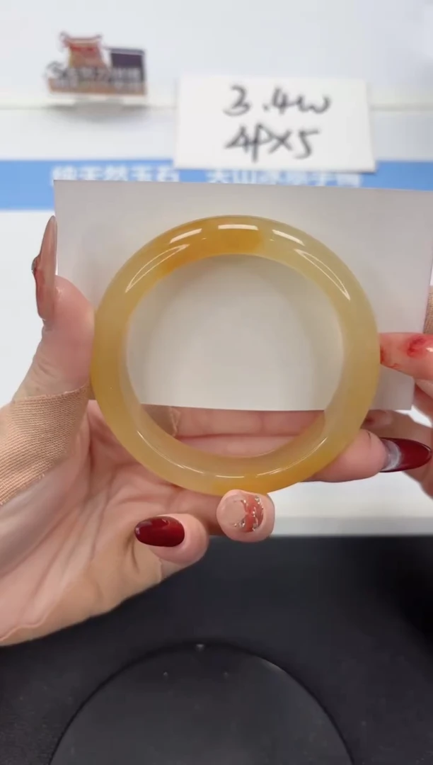 【闪购商品】石英质玉手镯未镶嵌A77-58.6