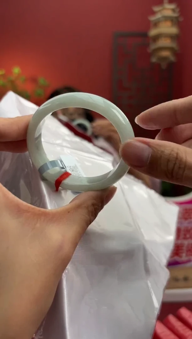 未镶嵌手镯（贵妃镯）翡翠翡翠手镯17