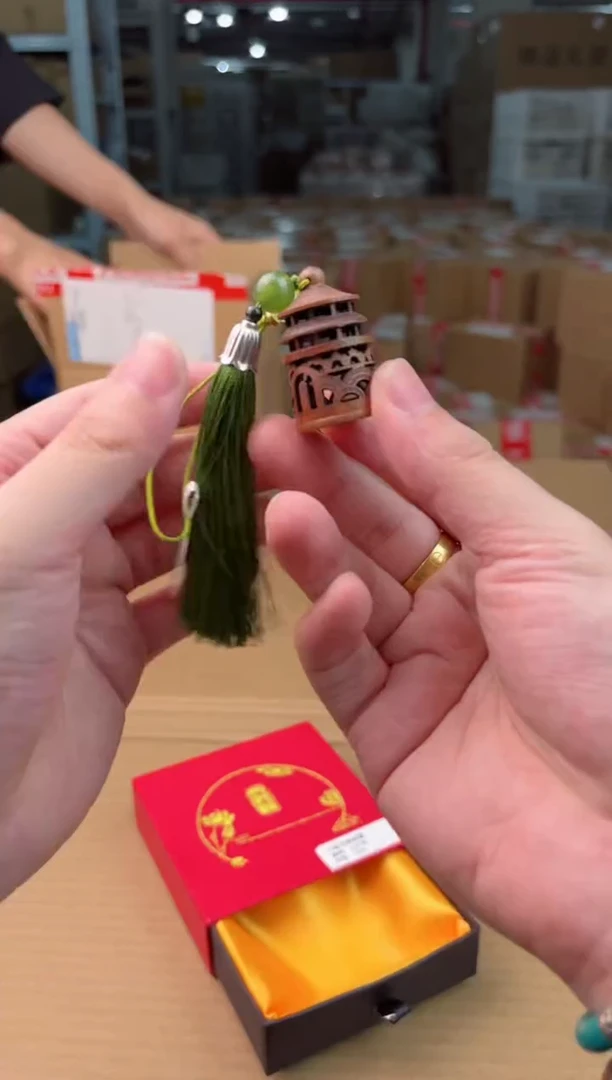 一铭文玩木作类材质手串无礼盒