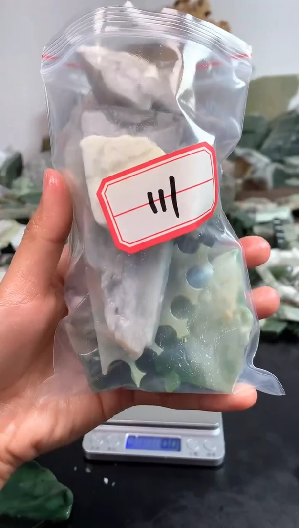 未镶嵌和田玉摆件111