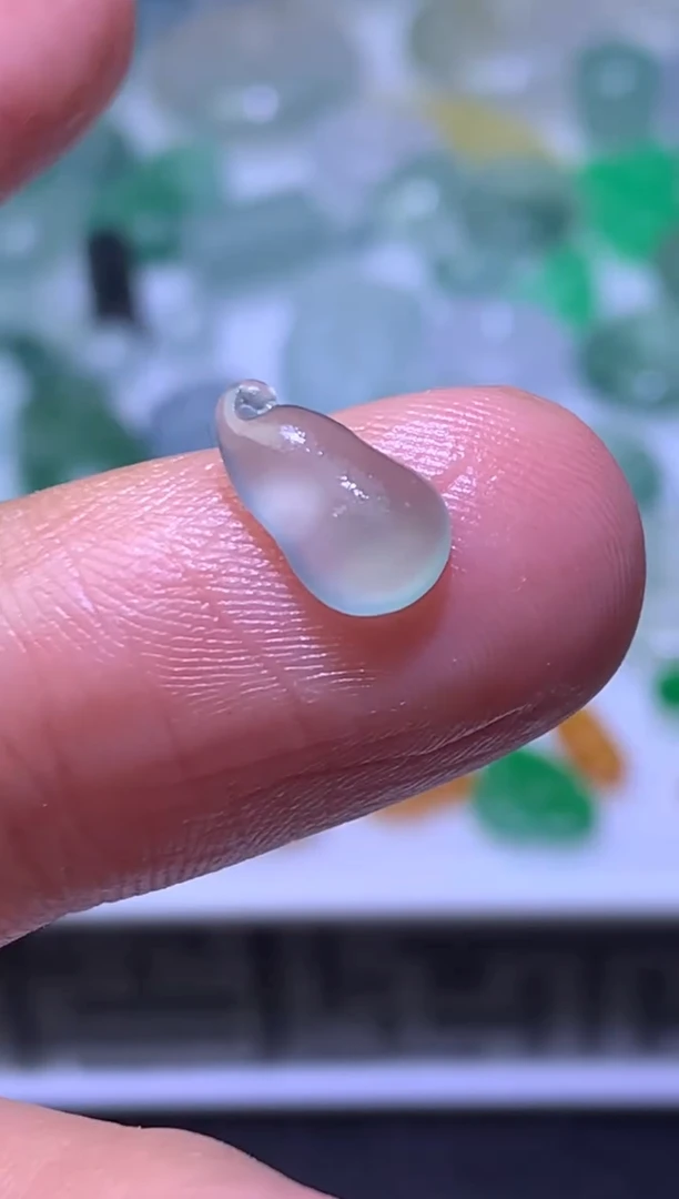 未镶嵌定制翡翠毛货