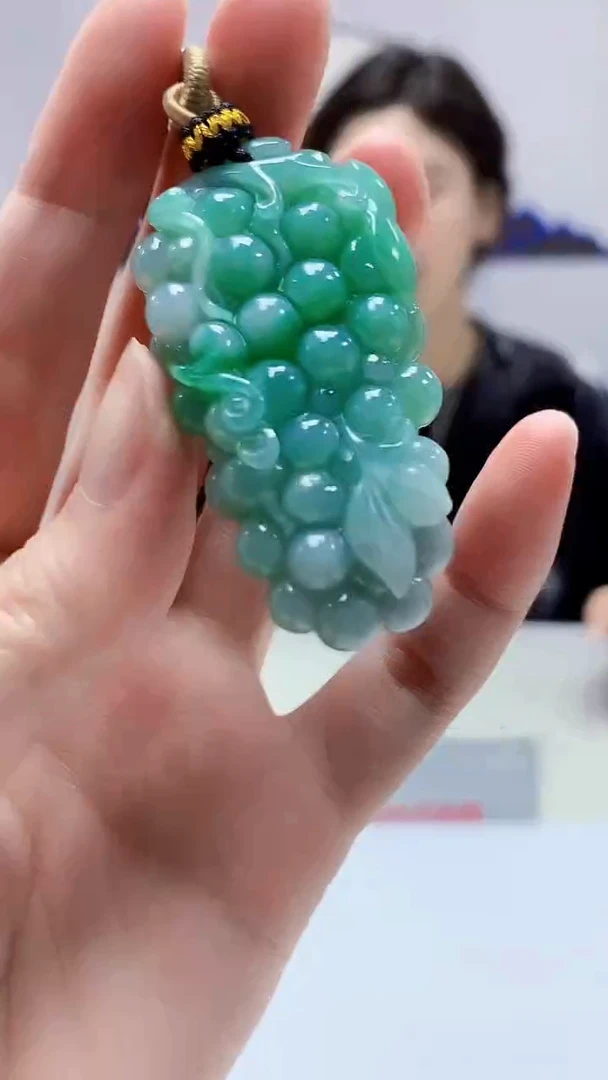 【闪购商品】定制翡翠未镶嵌4829zm-毛货挂件葡萄36