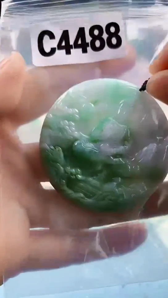 翡翠未镶嵌颈饰天然翡翠吊坠挂件