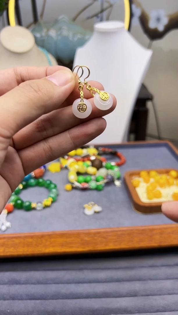 【闪购商品】和田玉耳饰14K金镶嵌e399`