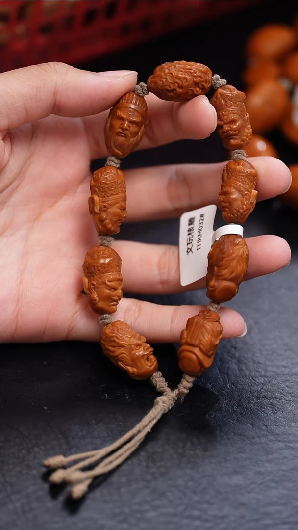 手串橄榄核四大天王