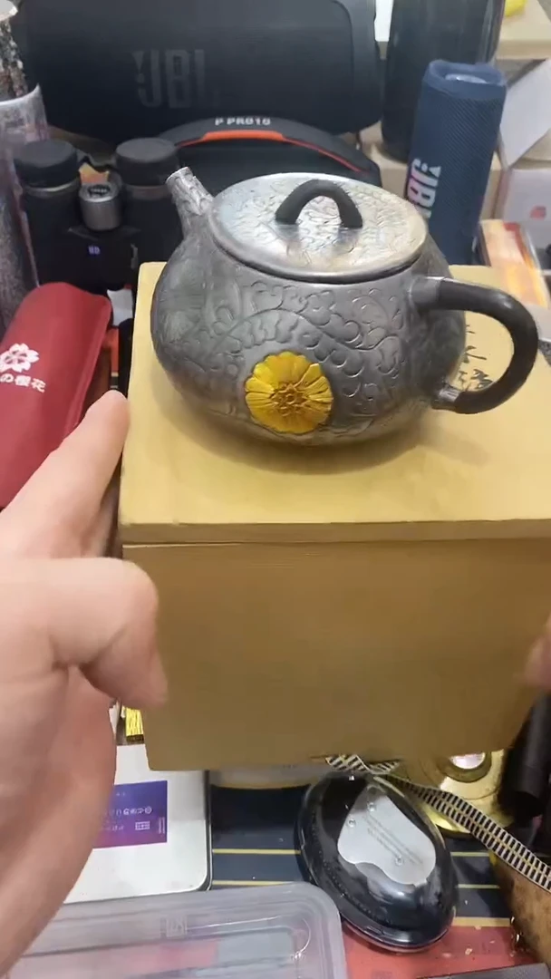 瓷片闪购商品 如图所示