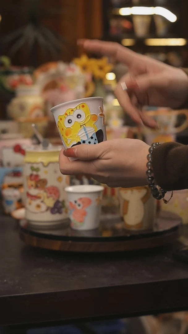 景德镇釉下彩绘设计师款式陶瓷