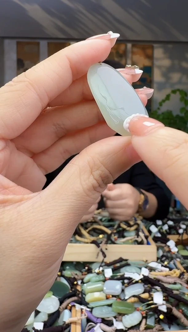 未镶嵌和田玉挂件拍一发一