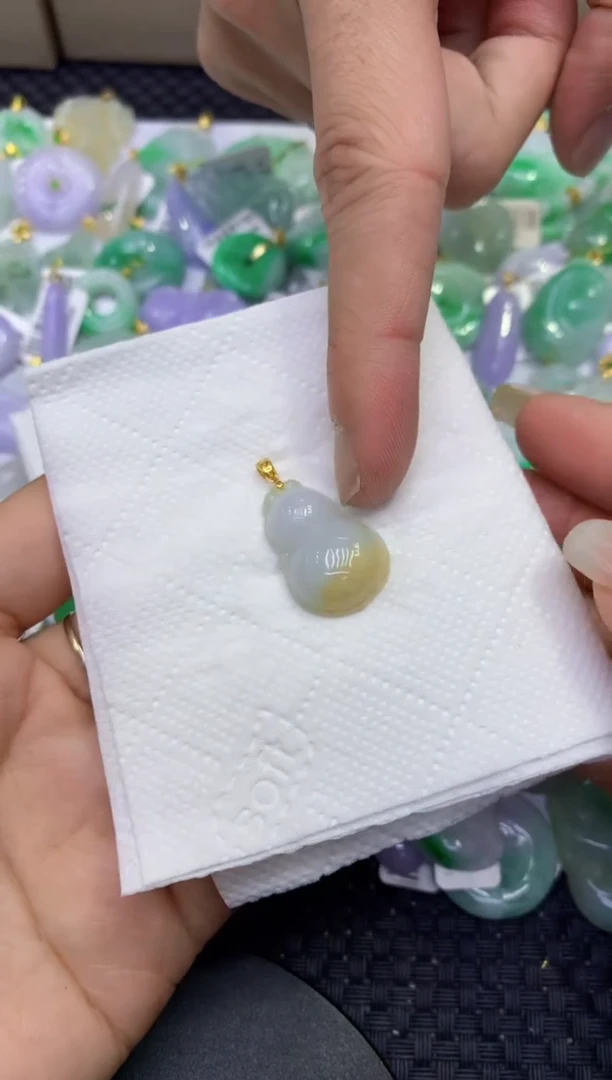 颈饰未镶嵌翡翠天然缅甸A货翡翠