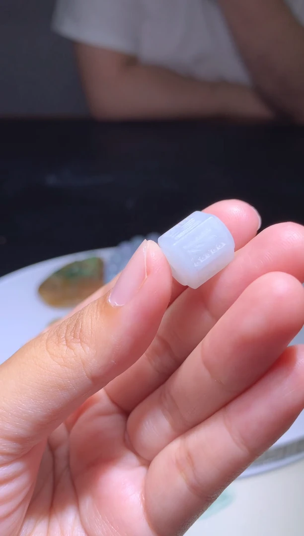 未镶嵌定制翡翠П****г毛货