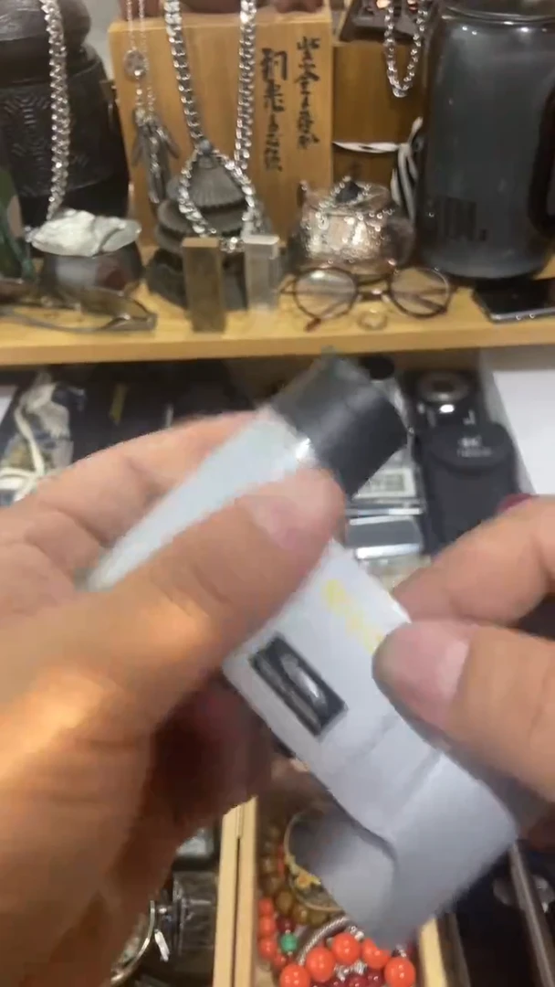 瓷片闪购商品  如图所示