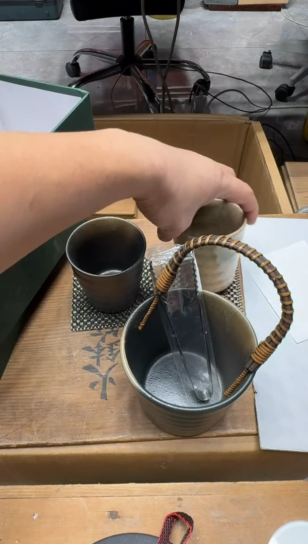 瓷器闪购商品  如图 中古品默认微瑕