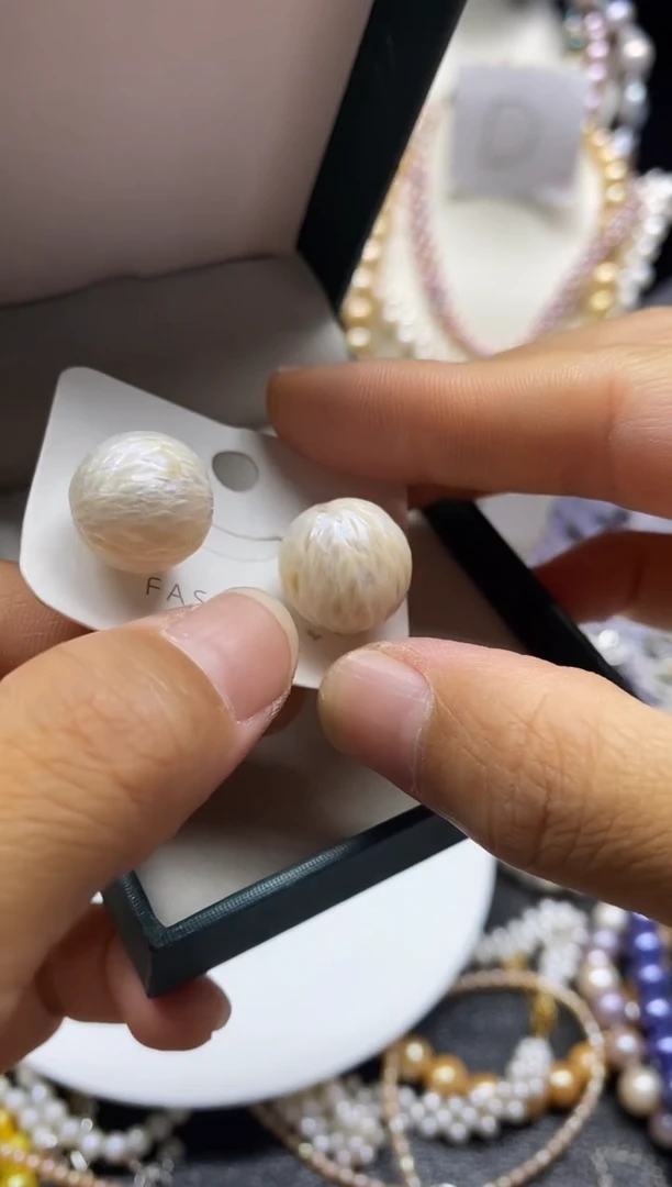 未镶嵌淡水珍珠耳饰多人