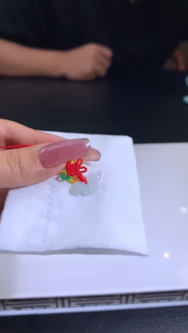 颈饰未镶嵌翡翠ᥫ****ᰔ翡翠