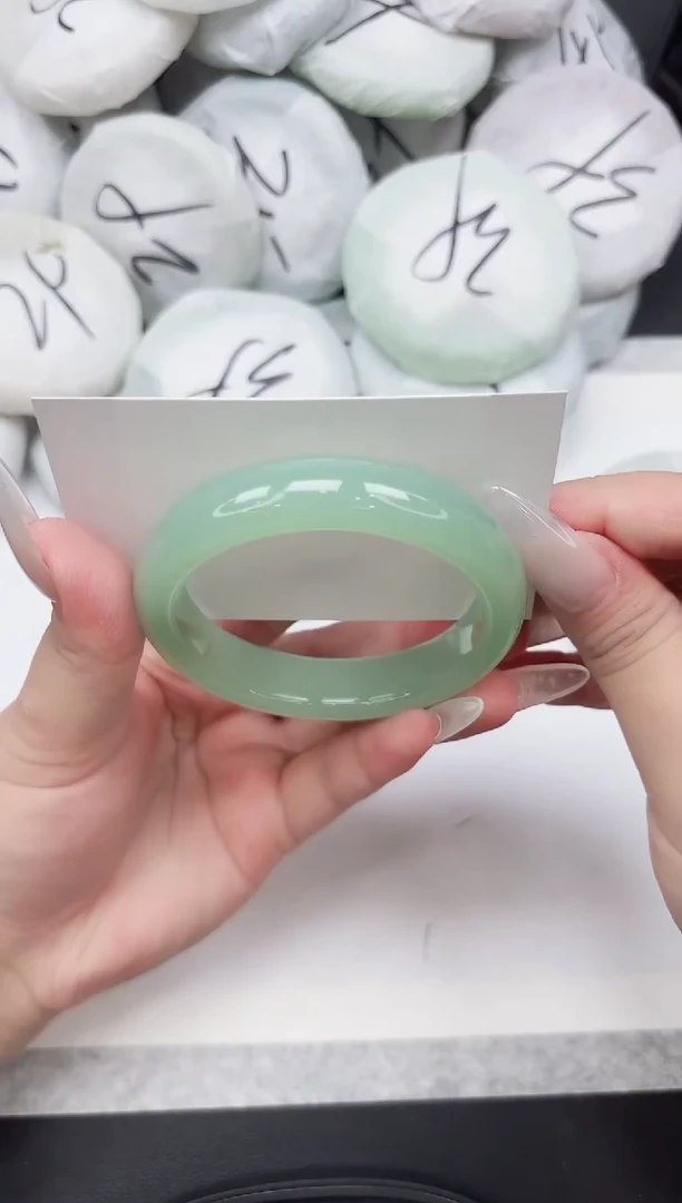 女款东凌手镯281-55.5