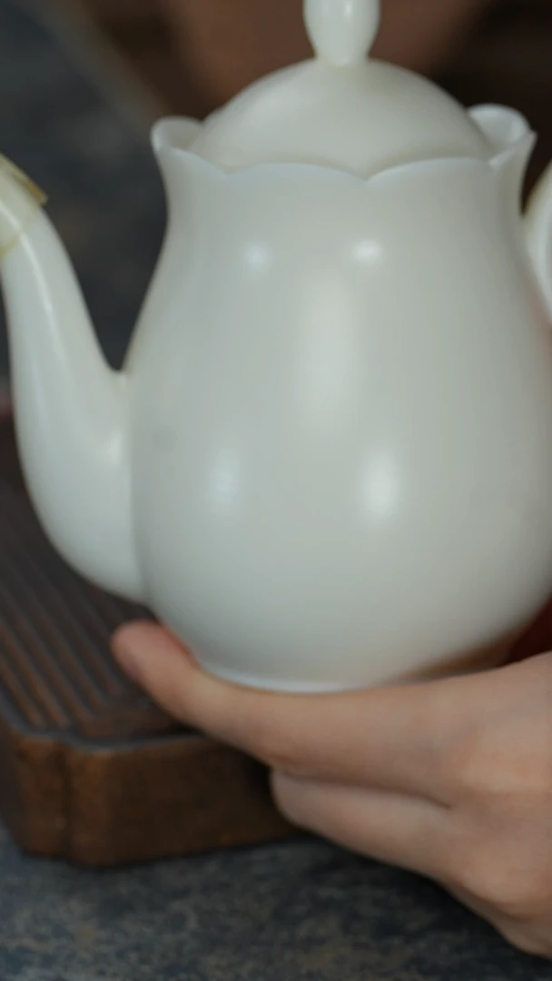 高白瓷茶壶高白瓷茶壶