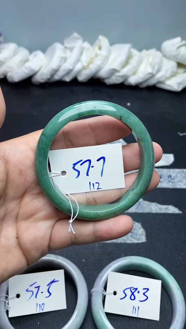 未镶嵌手镯翡翠112