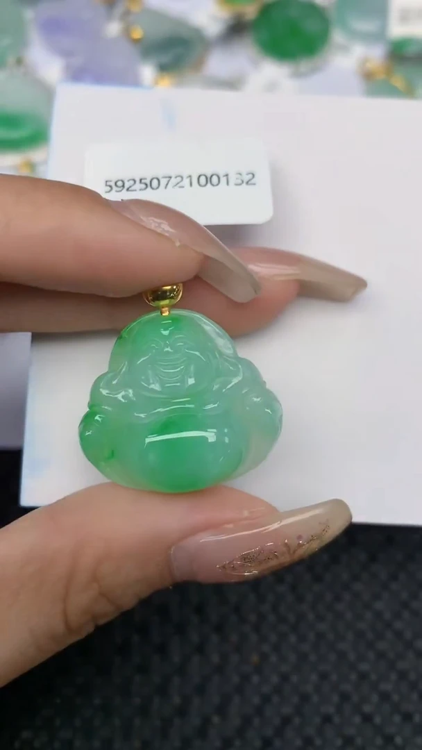 颈饰18K金镶嵌翡翠 天然缅甸翡翠a货百元以上9元证书费自理