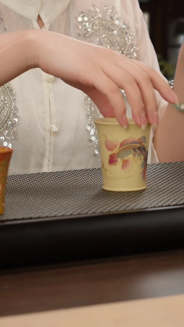 茶杯紫砂本山绿锦鲤戏水主人杯100cc