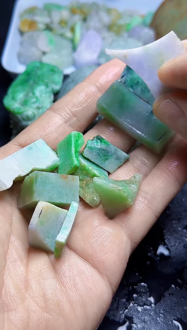 未镶嵌挂件翡翠?*?086