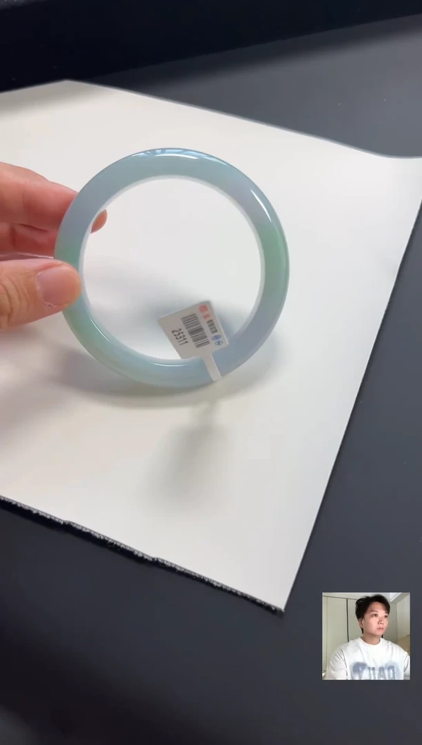 未镶嵌手镯翡翠25311在