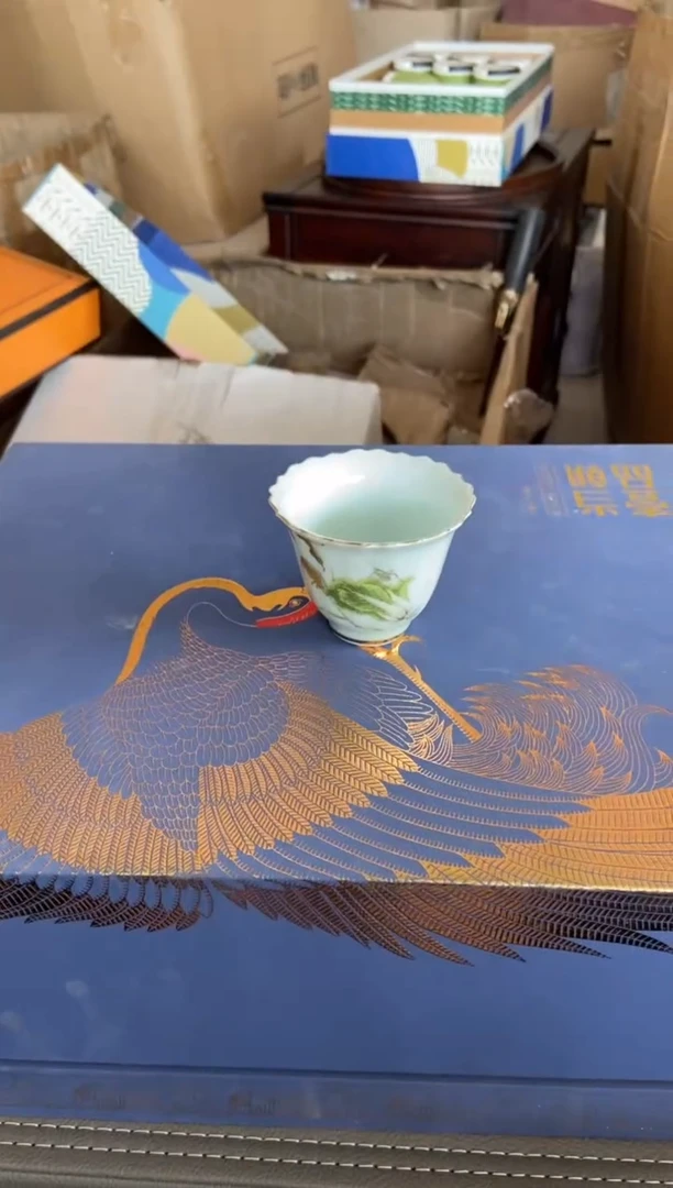 无运费险有瑕疵的摄影的产品有使用过的痕迹有点脏介意勿拍