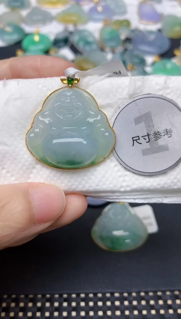 翡翠18K金镶嵌颈饰天然缅甸A货翡翠