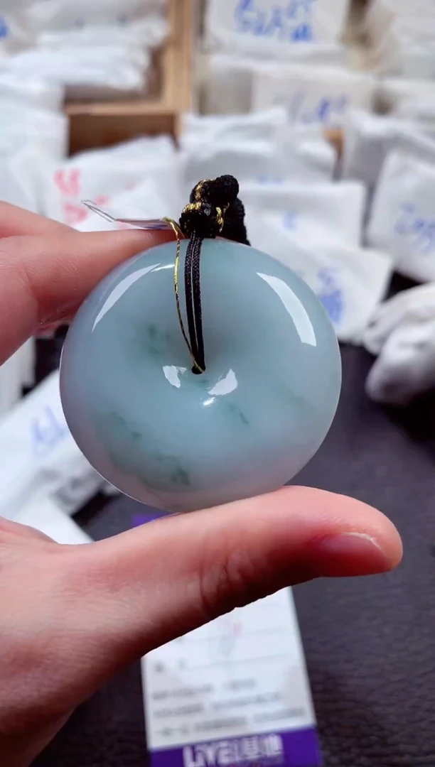 翡翠未镶嵌颈饰00002016