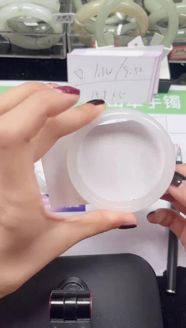 未镶嵌手镯石英质玉262-56/57