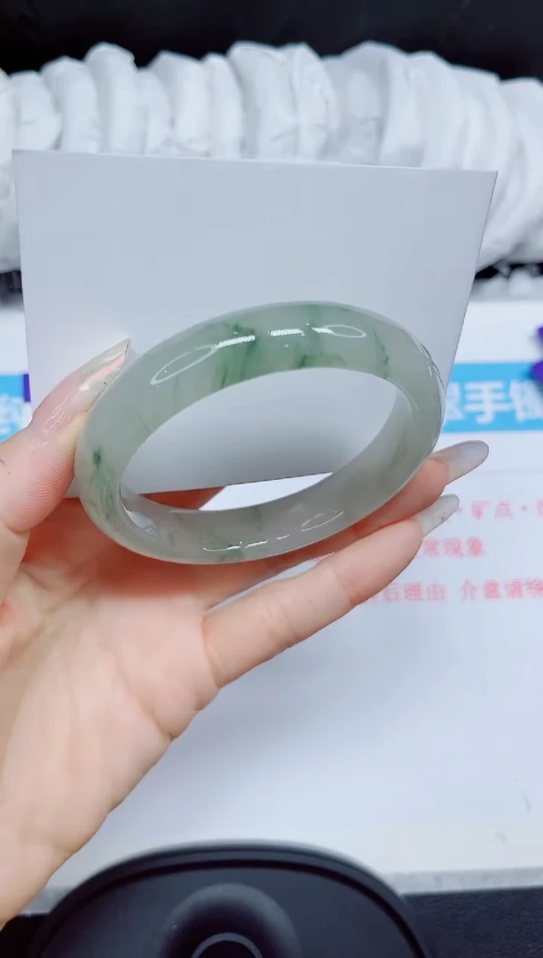 石英质玉手镯未镶嵌361