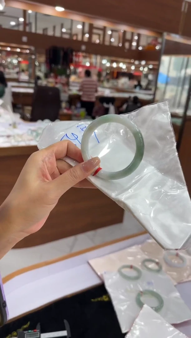 未镶嵌手镯翡翠A货手镯