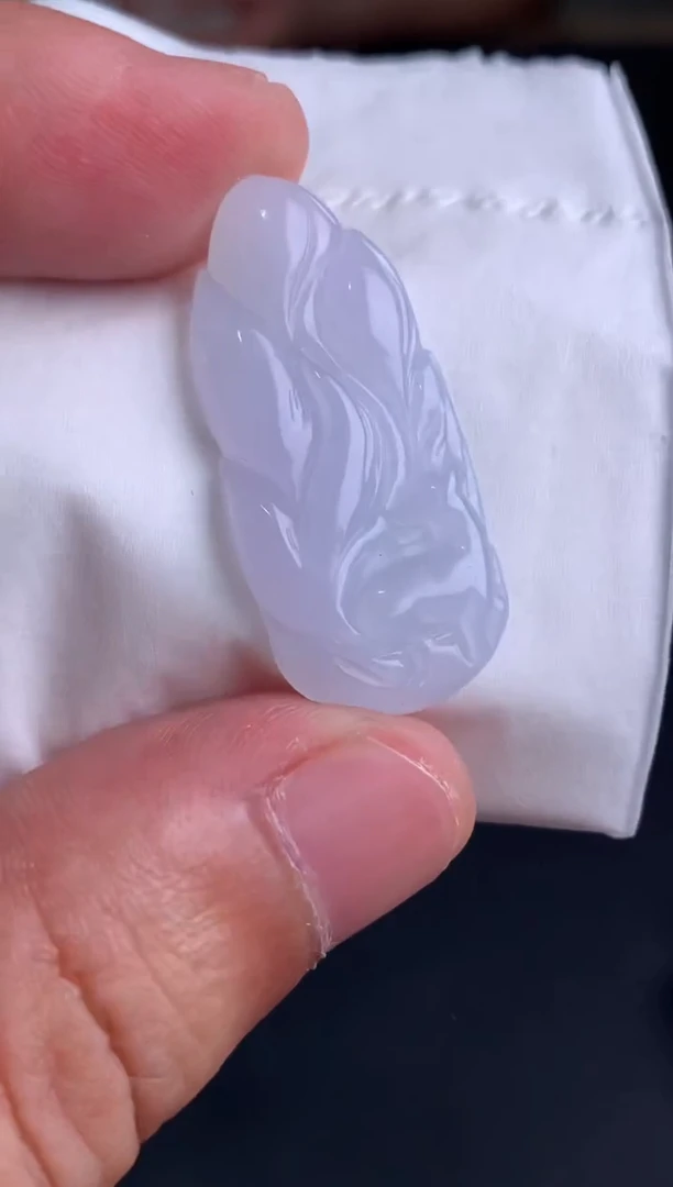 未镶嵌定制翡翠星**星翡翠