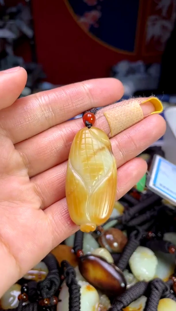 【闪购商品】和田玉颈饰未镶嵌1