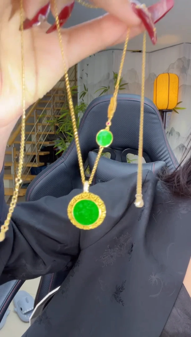 【闪购商品】翡翠吊坠(赠链)银S925镀金镶嵌天然缅甸A货翡翠吊坠