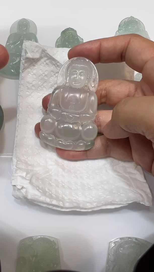 未镶嵌定制翡翠观音