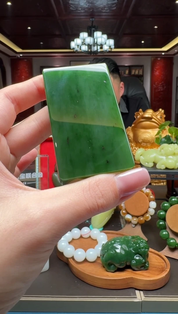 未镶嵌和田玉挂件by