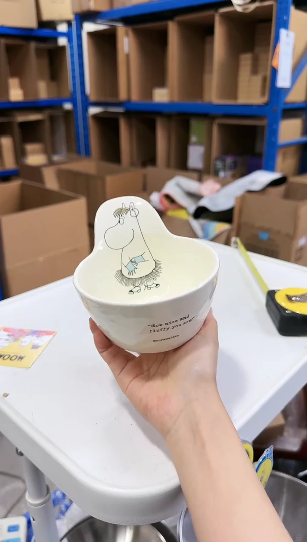 【闪购商品】瓷片4.5寸手把碗歌妮款