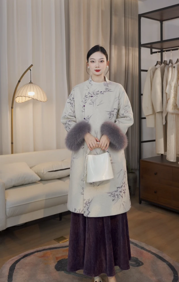 金禾【紫藤云梦】冬季新款新中式印花立领盘扣羽绒羊毛大衣1945