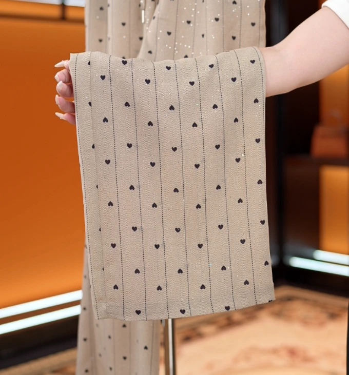 初相识2025新款高腰垂直冰丝凉感透气阔腿裤C103娜娜