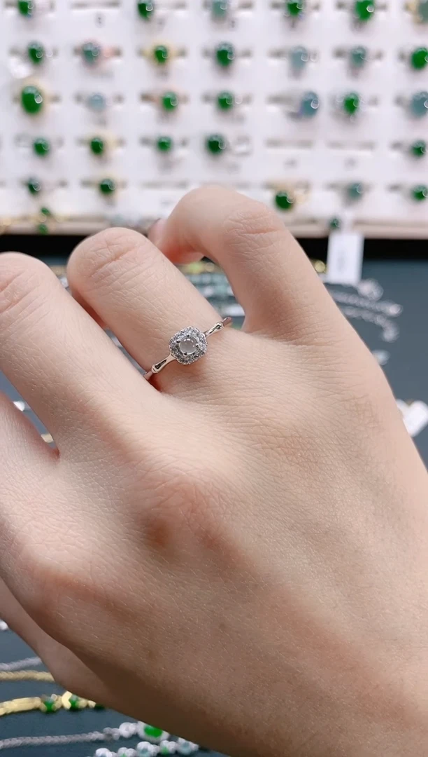 【闪购商品】翡翠戒指银S925镶嵌天然翡翠