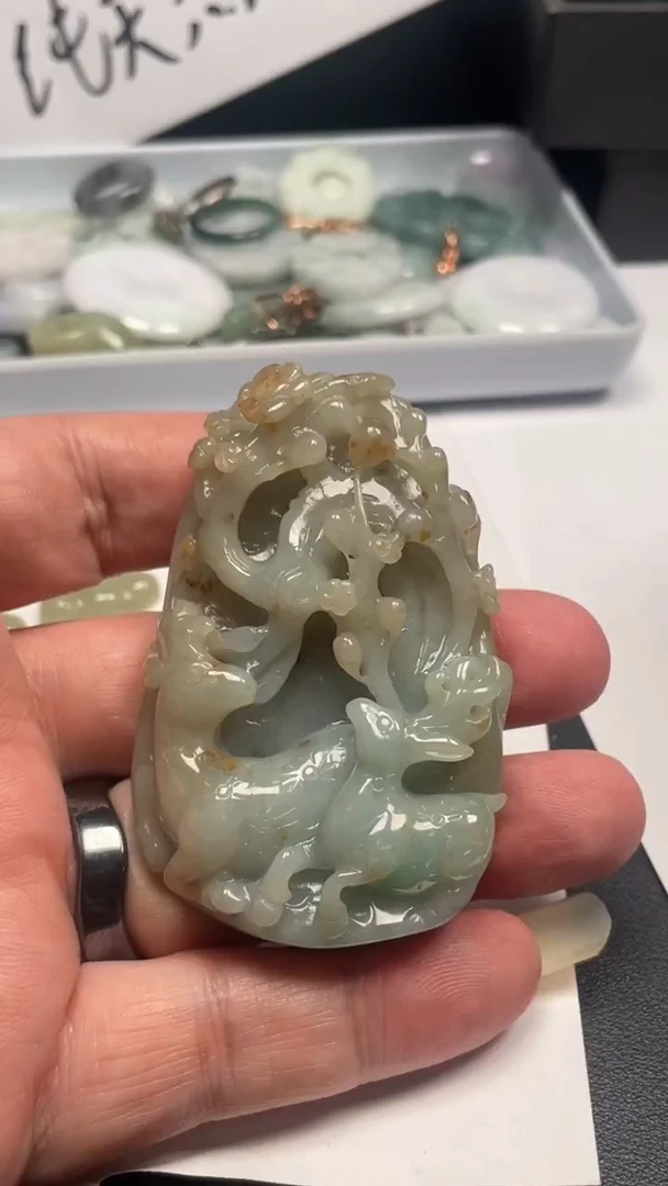 颈饰未镶嵌翡翠天然翡翠A貨