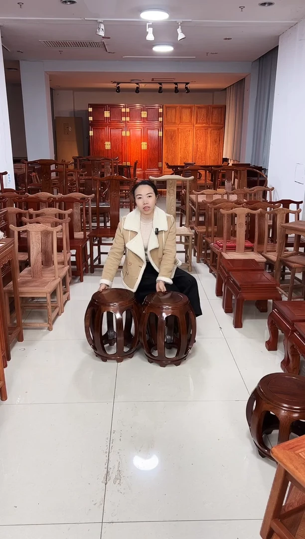 花梨木类端景台刺猬紫檀大鼓凳43.5