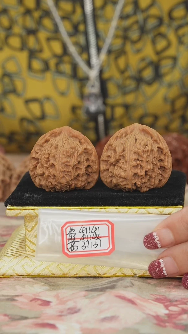 把件文玩核桃赵喜满南疆石