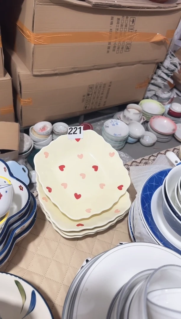 【8寸 2 个】一物一拍黑点针眼属正常 基本无暇介意慎拍