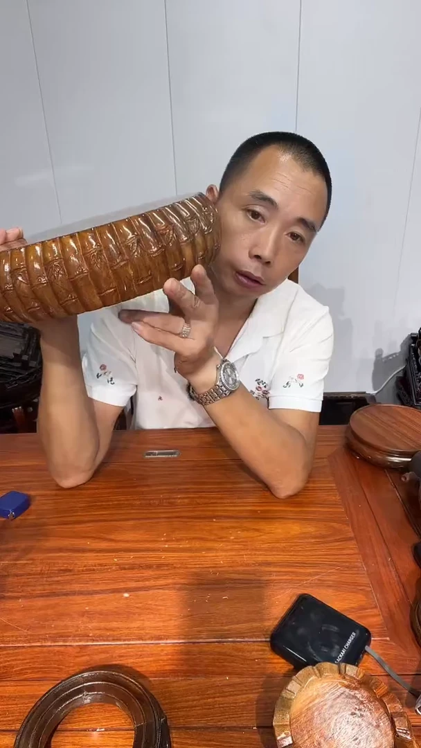 木吉*老花整木竹节款27*30*8金瓜