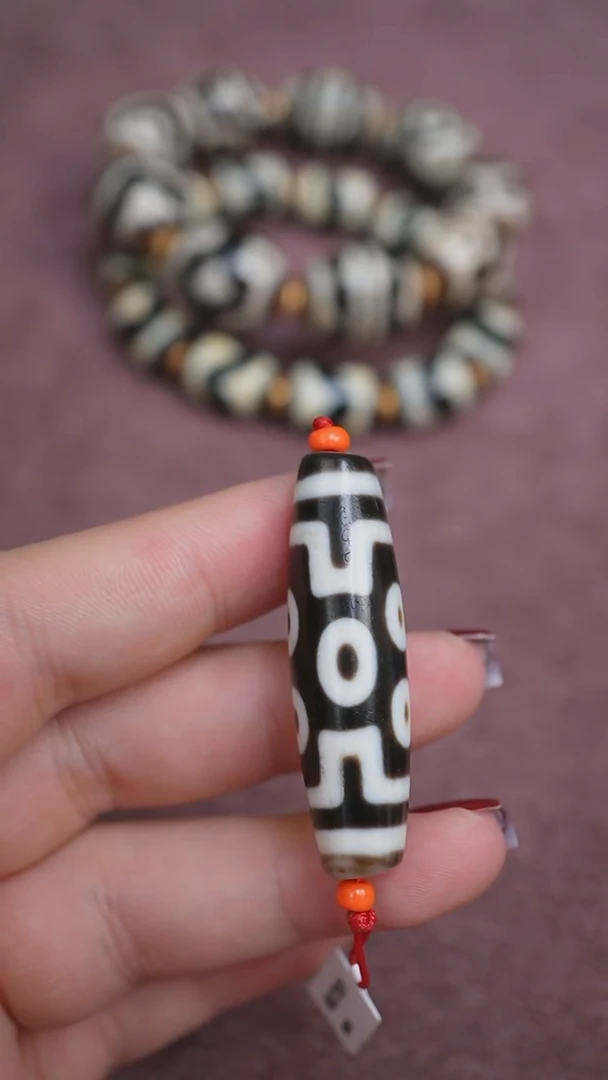 玛瑙/玉髓颈饰未镶嵌蚀花玛瑙珠定制编绳