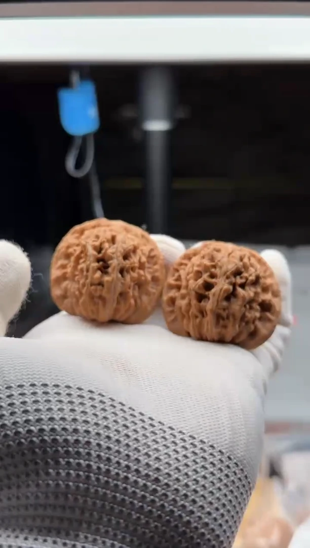 文玩核桃吊坠蓝**怀全品 四座楼