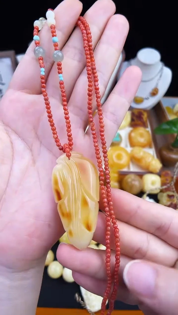 琥珀未镶嵌珠宝奇石柒月